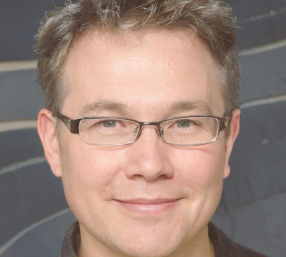 Michael Thompson, Finance Expert